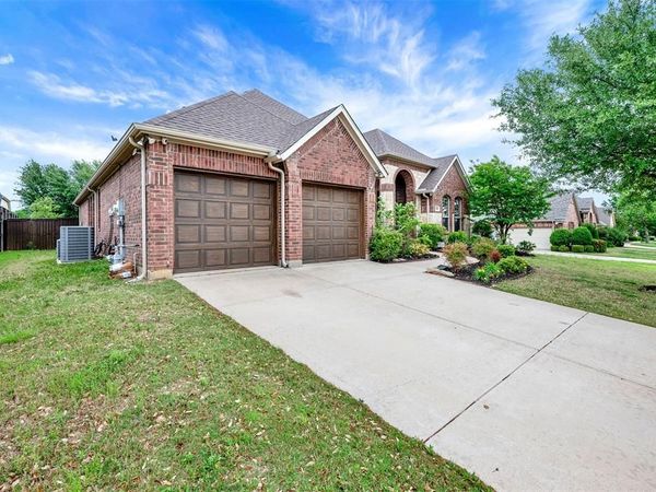 1104 Killian Drive , Mansfield, TX 76063
