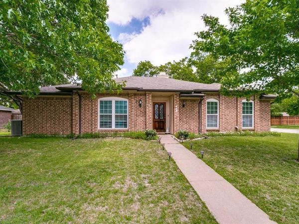 410 Cozby Avenue, Coppell, TX 75019