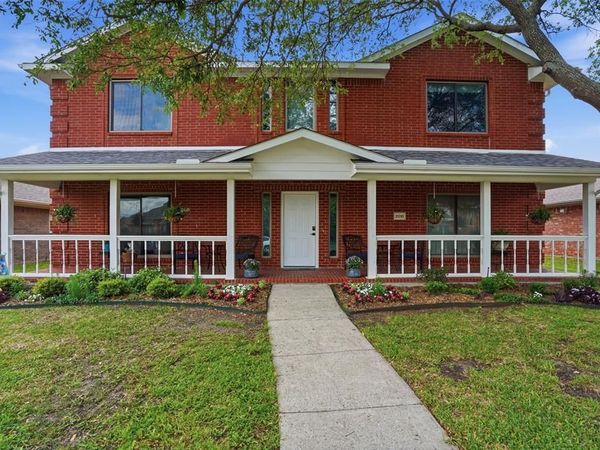 2010 Walnut Creek Trail , Garland, TX 75040