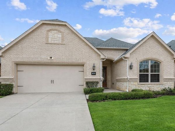 733 Avignon Trail , Unit 83, Keller, TX 76248