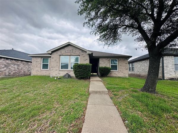 2463 Marimont Lane , Lancaster, TX 75134