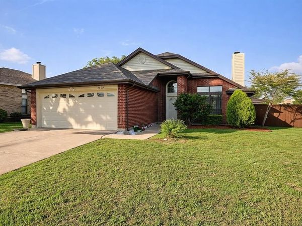 7609 Clairmont Avenue , Rowlett, TX 75089