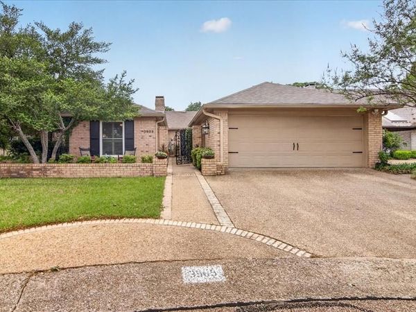 3909 Old Mill Road , Waco, TX 76710