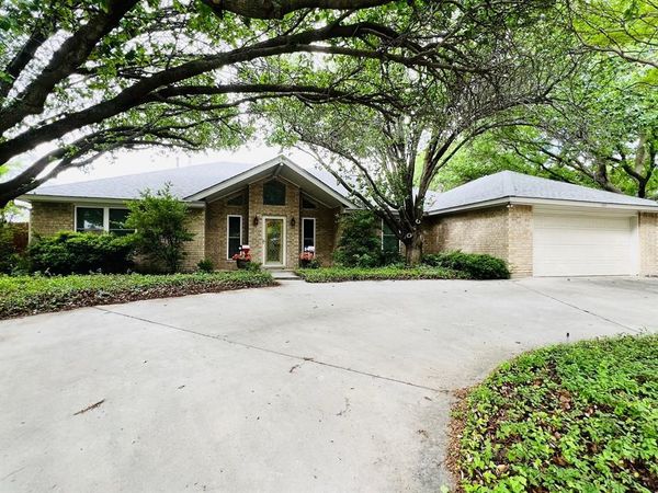 1311 Haven Drive , Comanche, TX 76442