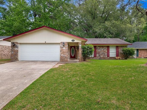 9805 Charleston Drive, Shreveport, LA 71118