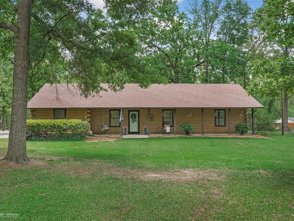 4311 CIRCLE SQUARE , Mooringsport, LA 71060