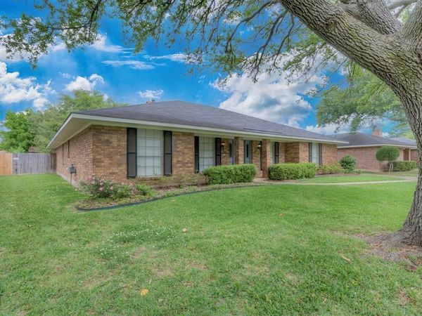 516 Turtle Creek Drive , Shreveport, LA 71115