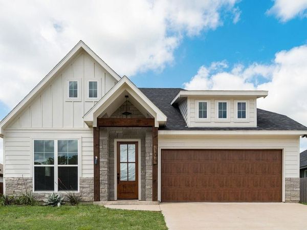 109 Vaughn Meadows Drive, Tom Bean, TX 75491