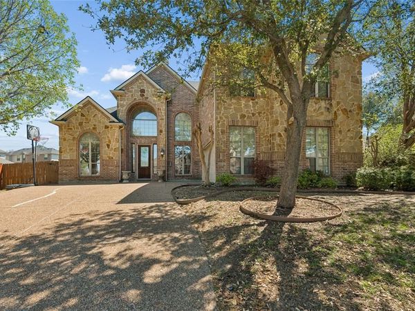 4312 Crestview Lane , Mansfield, TX 76063