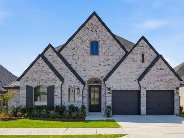 905 River Sky Road, Lavon, TX 75166