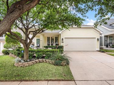 5044 Harney Drive, Fort Worth, TX 76244
