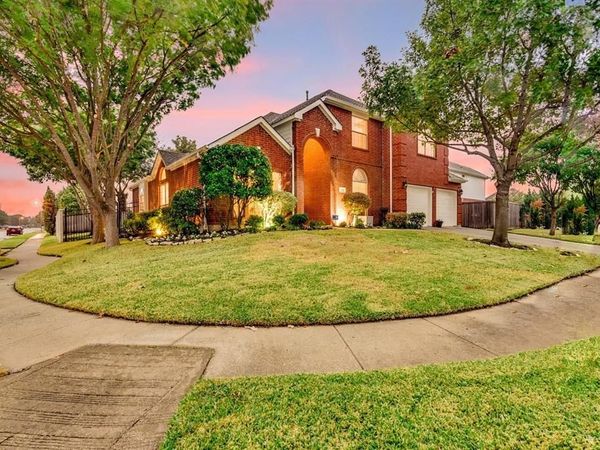 7700 Buccaneer Circle, Arlington, TX 76016