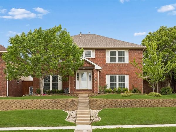 1109 Holly Drive , Carrollton, TX 75010