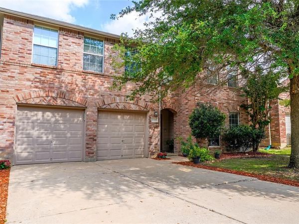 12509 Summerwood Drive , Fort Worth, TX 76028