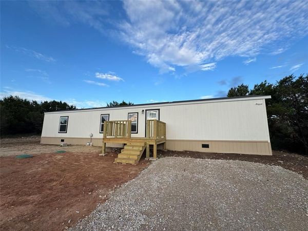 2225 WOODVIEW Trail , Granbury, TX 76048