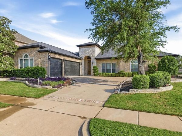 1120 Sabine Court , Colleyville, TX 76034