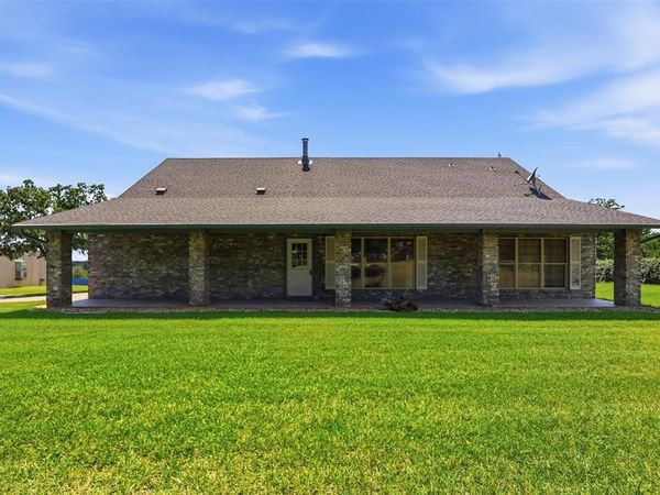 4609 Slayton Road, Cleburne, TX 76031