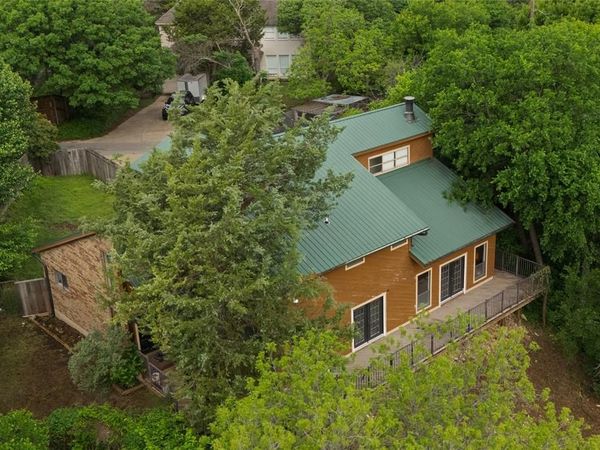 821 Cherlynne Drive , Cedar Hill, TX 75104