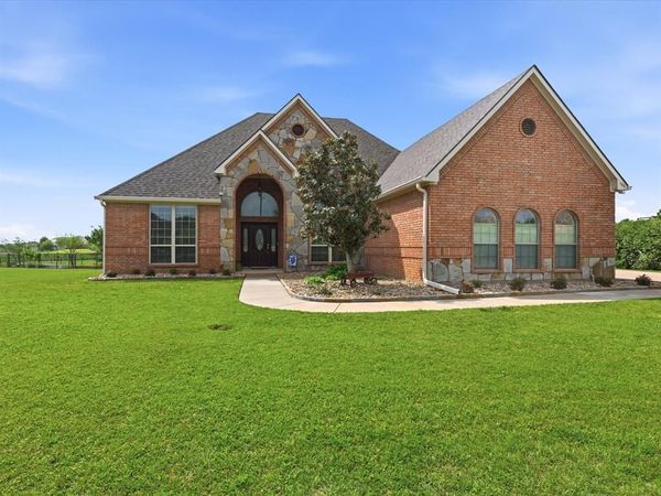 106 Goldmine Court , Aledo, TX 76008
