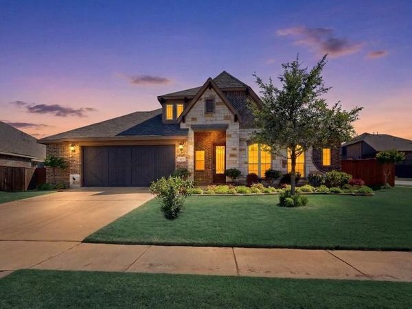 416 Tanglewood Drive , Wylie, TX 75098