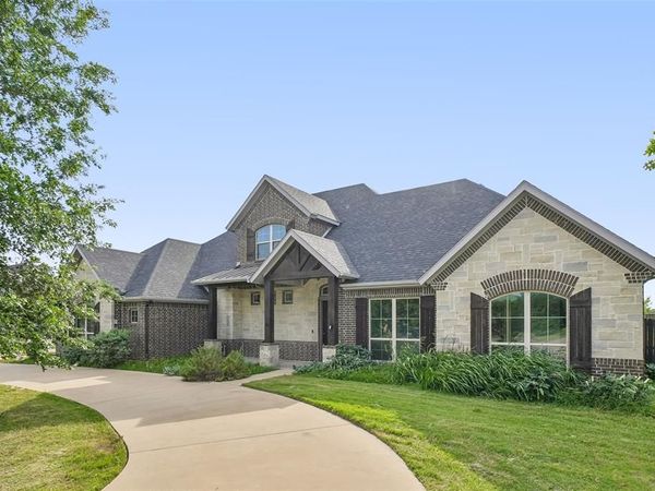 6411 Caliche Circle, Midlothian, TX 76065