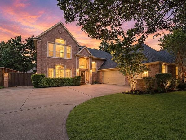 2 Treewood Court, Mansfield, TX 76063