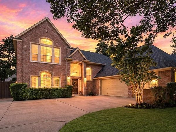 2 Treewood Court, Mansfield, TX 76063