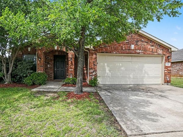 2624 Buffalo Run , Burleson, TX 76028