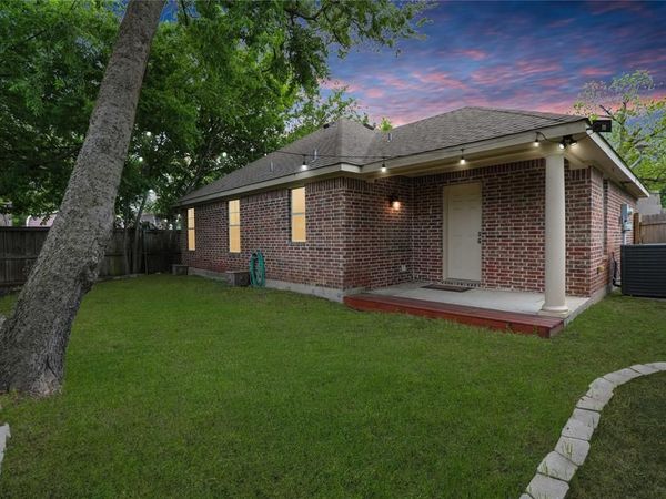 1006 Hall Street, McKinney, TX 75069