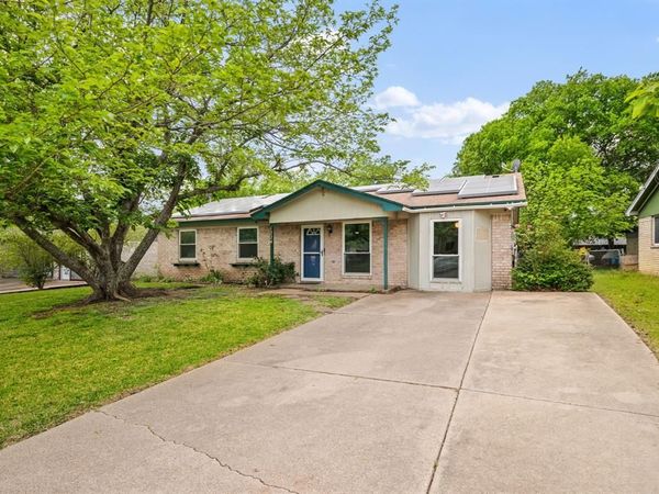 1224 Mars Drive , Cedar Hill, TX 75104