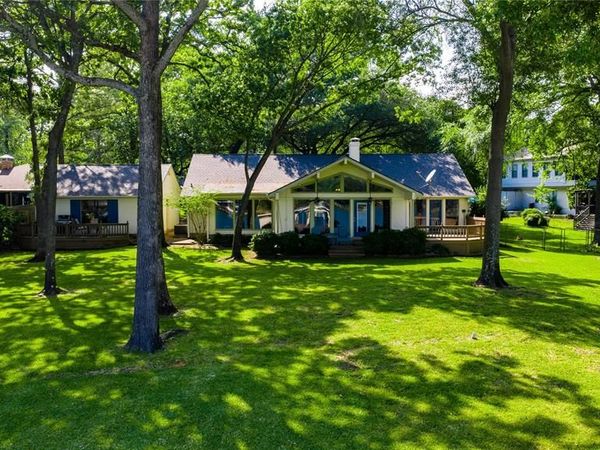 116 Camino Robles Street, Gun Barrel City, TX 75156