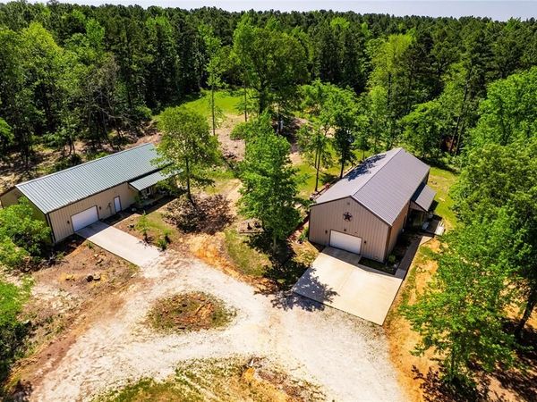 458 Cherokee Cove . Drive, Jacksonville, TX 75766