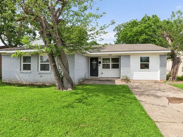 3613 Edgebrook Drive , Mesquite, TX 75150