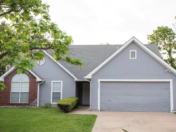 2203 Teakwood Court , Lewisville, TX 75067