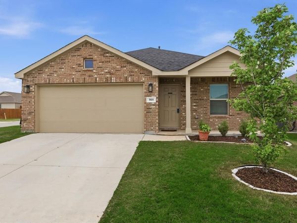 1101 Green Oaks Drive , Hutchins, TX 75141