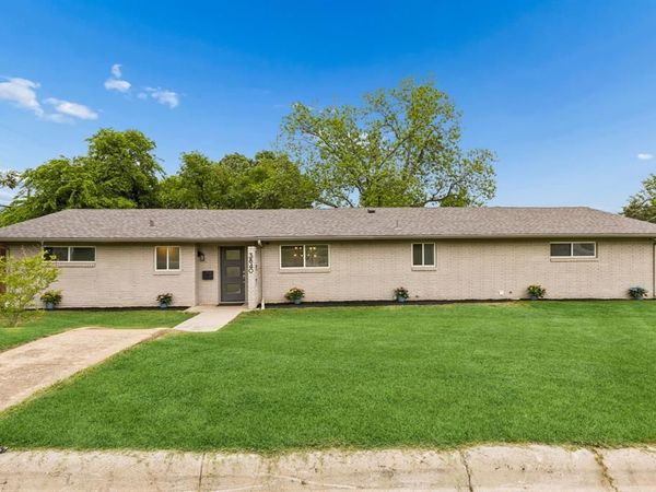 3840 Walton Avenue , Fort Worth, TX 76133