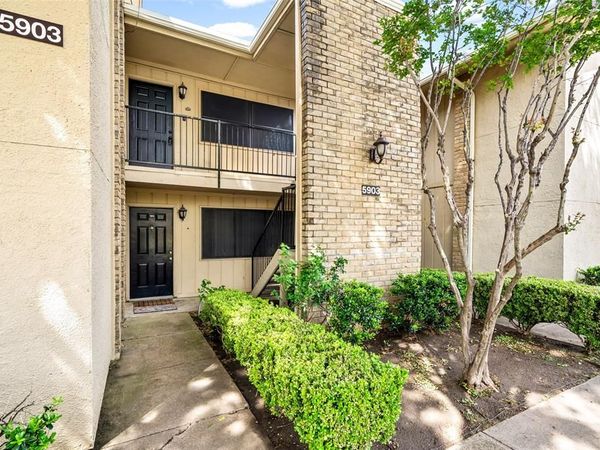 5903 Harvest Hill Road , Unit 2074, Dallas, TX 75230