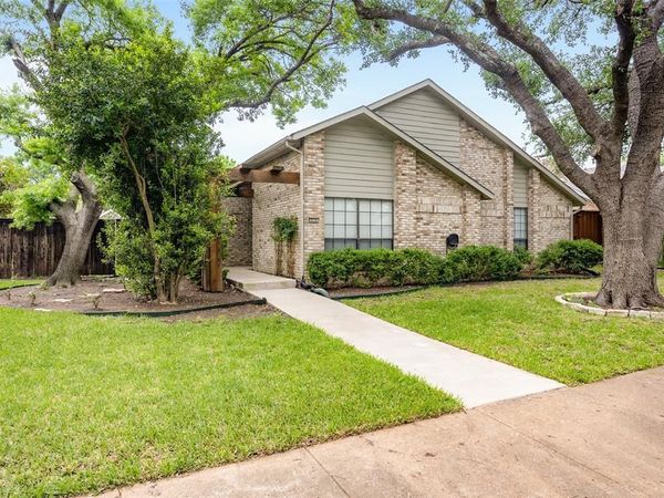 6216 Copperhill Drive , Dallas, TX 75248