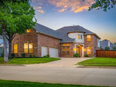 9616 Barksdale Drive, Fort Worth, TX 76244