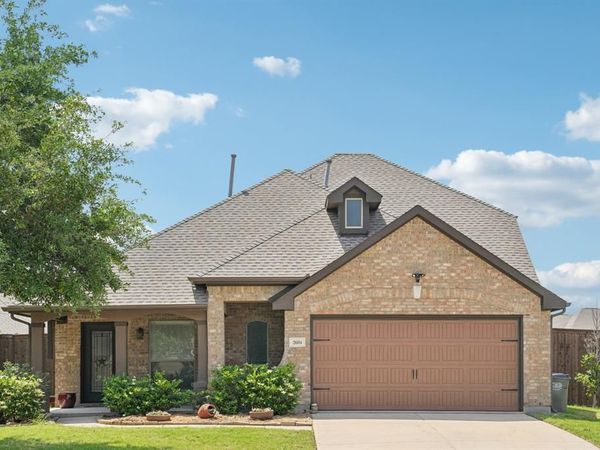 2604 Deer Hollow Drive , Little Elm, TX 75068