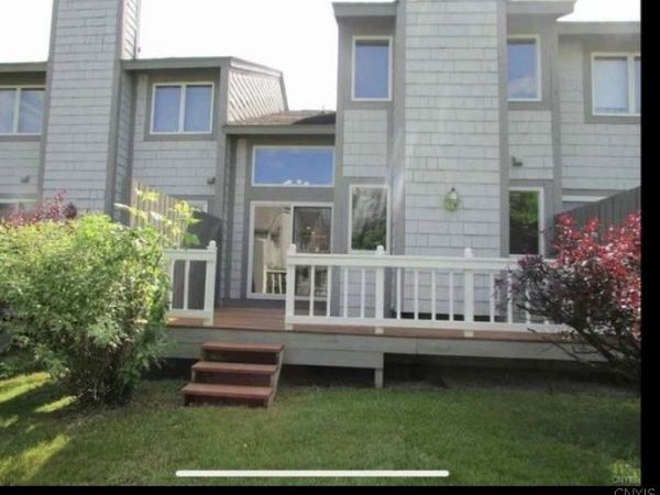 372 Summerhaven Drive N, East Syracuse, NY 13057