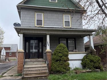 1616 Walnut Avenue , Niagara Falls, NY 14301