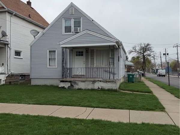 1001 17th Street , Niagara Falls, NY 14301