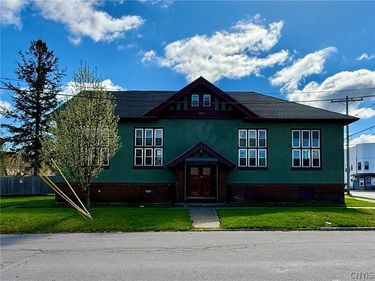 900 Lansing Street, Utica, NY 13501