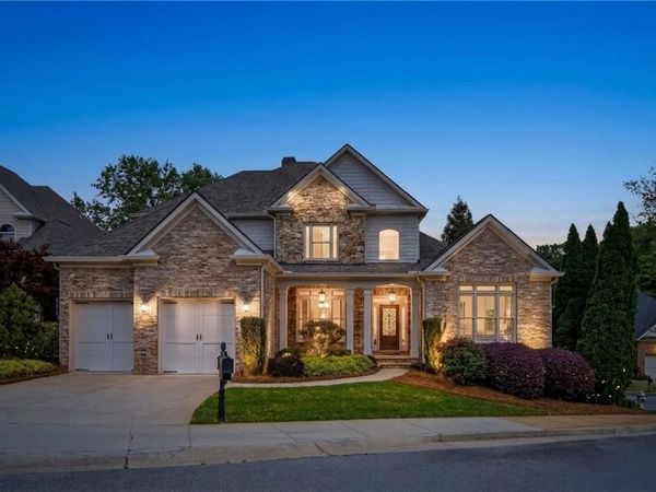 405 Forrest Lane, Gainesville, GA 30501