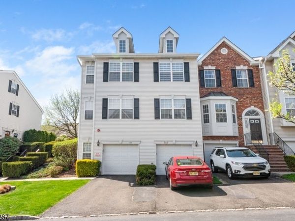569 Coventry Dr, Nutley, NJ 07110