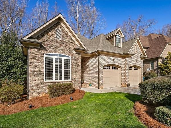 6324 Autumn Crest Court, Summerfield, NC 27358