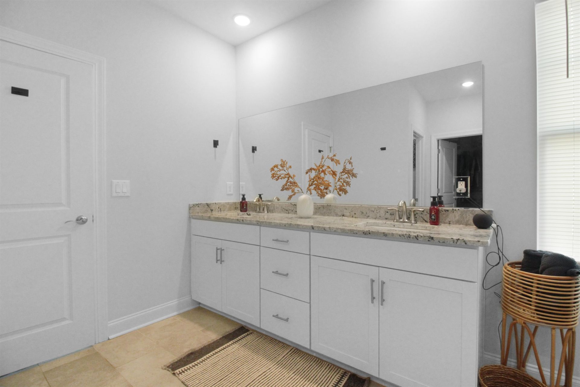 1059 Graybill Lane  Photo 17