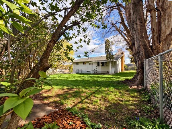 220 NW Timothy Street, Pullman, WA 99163