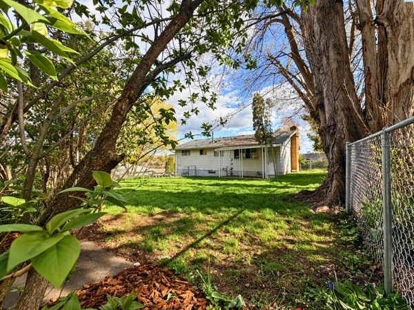 220 NW Timothy Street, Pullman, WA 99163